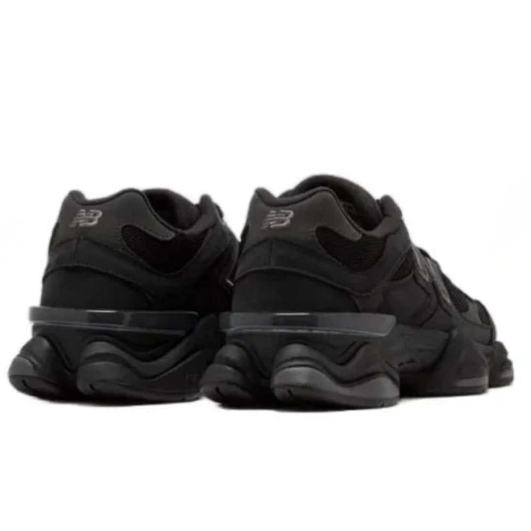 NEW BALANCE 9060 Triple Black Cat