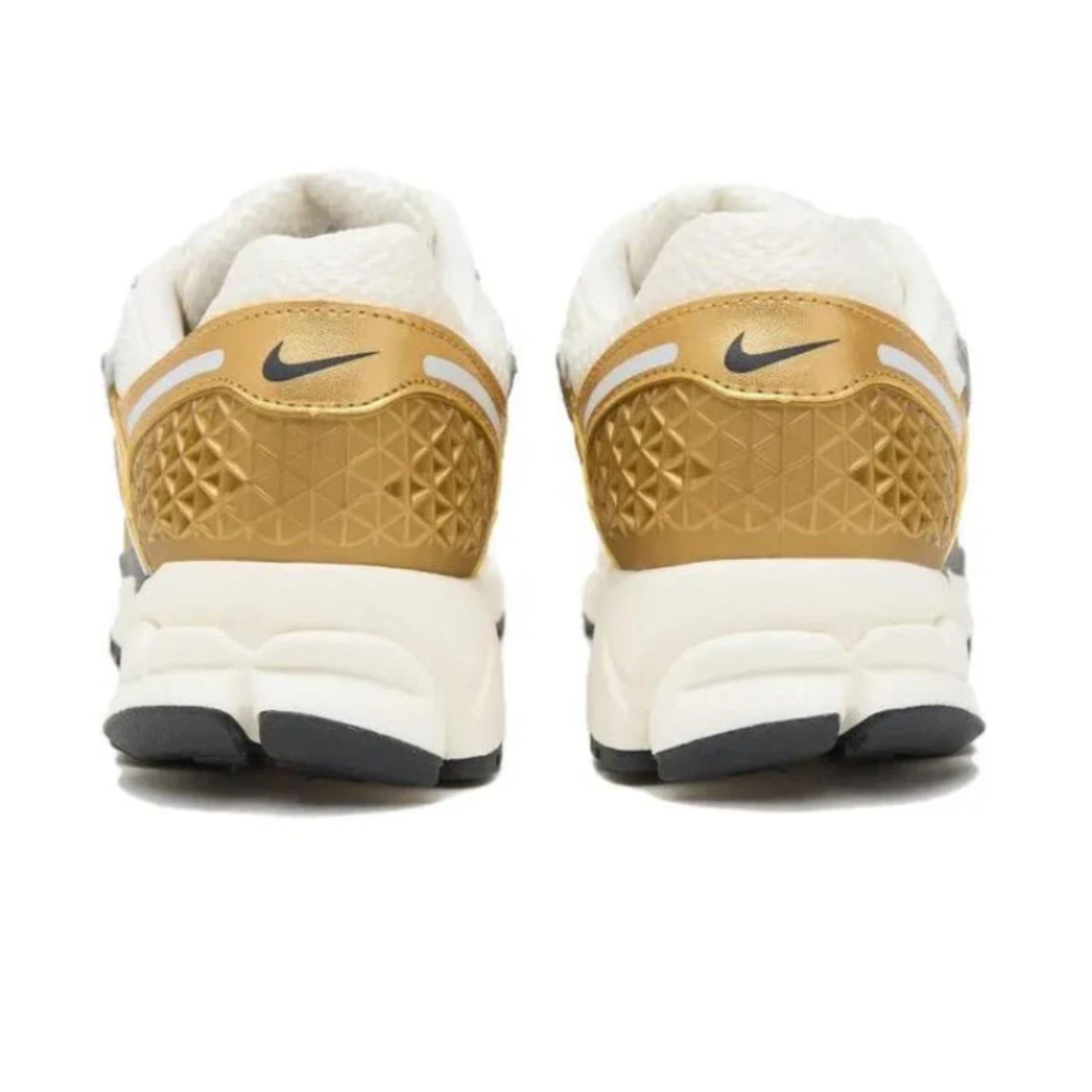 NIKE Zoom Vomero 5 Metallic Gold