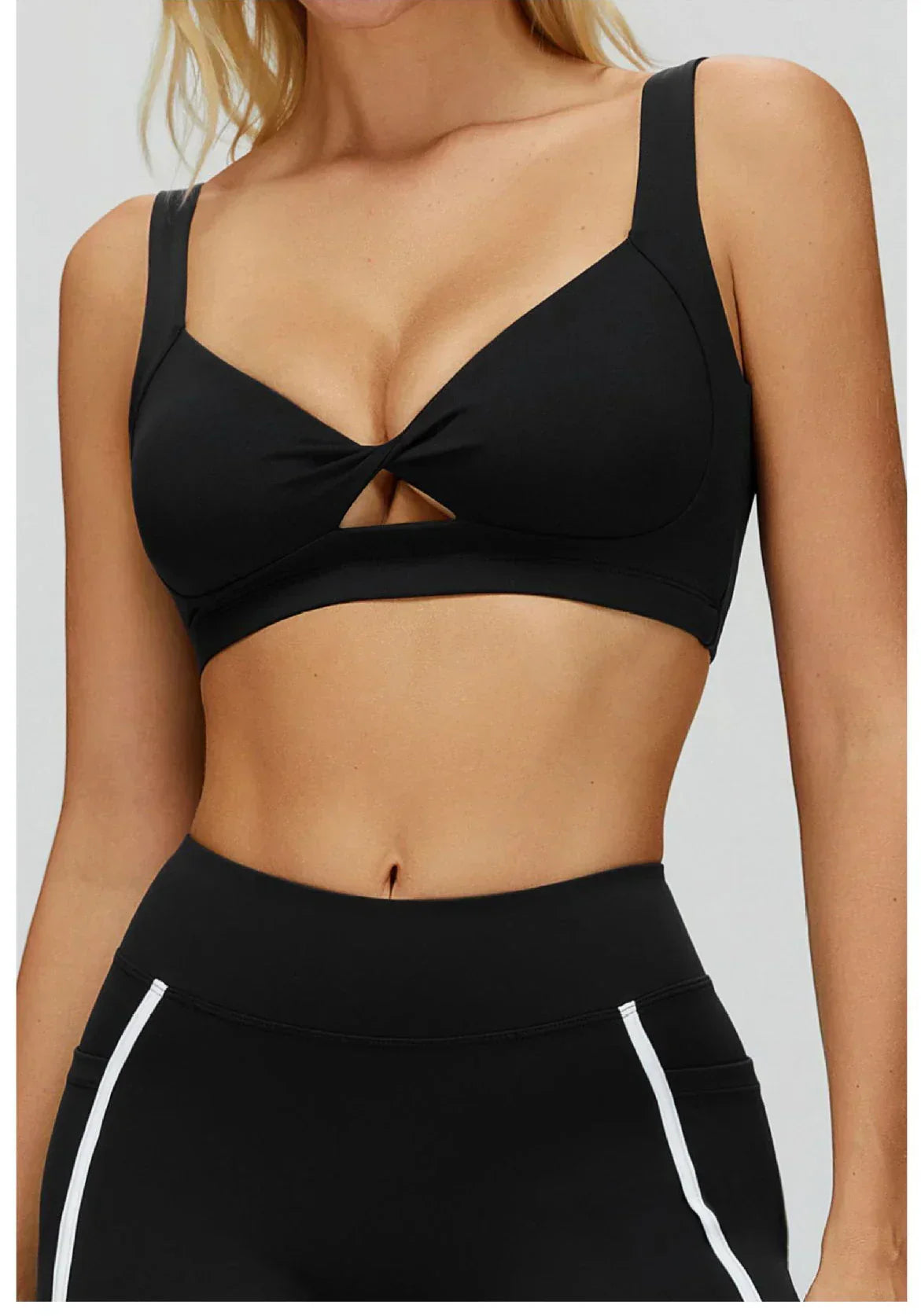 Backless Push-Up Sports Bra - Women's Athletic Crop Top